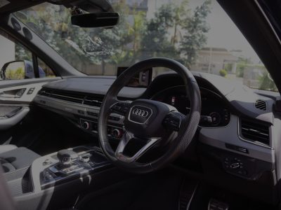 🚗 2020 AUDI Q7 QUATTRO – 3000CC PETROL TURBO • 7 SEATER • PANORAMIC SUNROOF