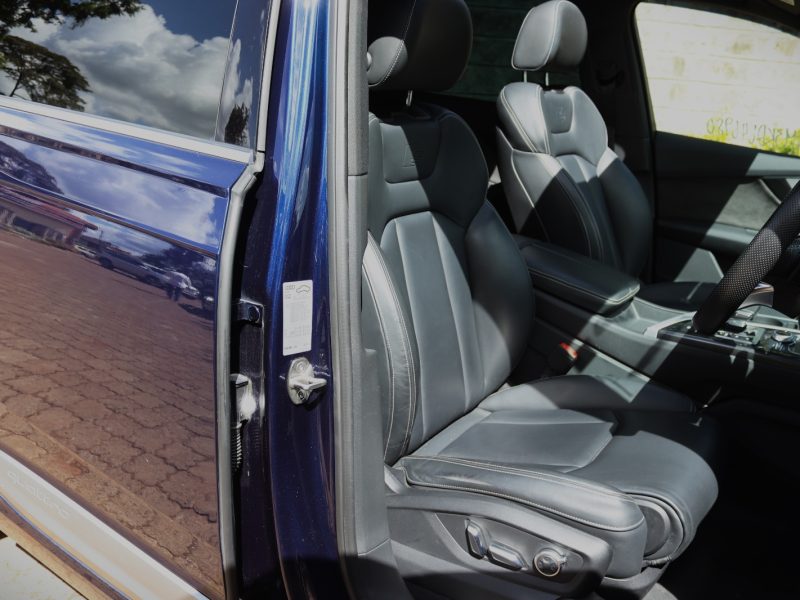 🚗 2020 AUDI Q7 QUATTRO – 3000CC PETROL TURBO • 7 SEATER • PANORAMIC SUNROOF