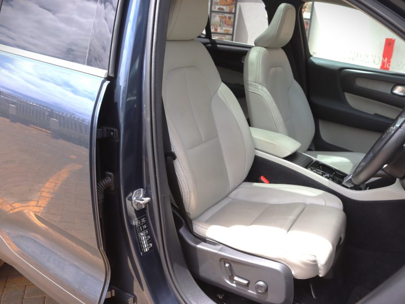 🚗 2020 VOLVO XC40 T5 INSCRIPTION – BLUE • 2000CC TURBO • 360° CAMERA • HEATED SEATS & STEERING