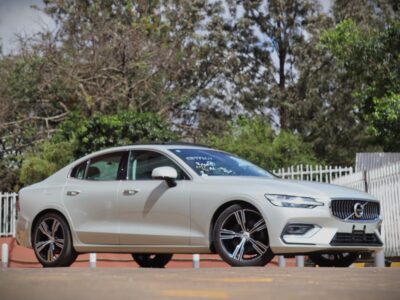 🚗 2020 VOLVO S60 T5 INSCRIPTION – ELEGANT BRONZE • 2000CC PETROL TURBO • EXECUTIVE LUXURY SEDAN