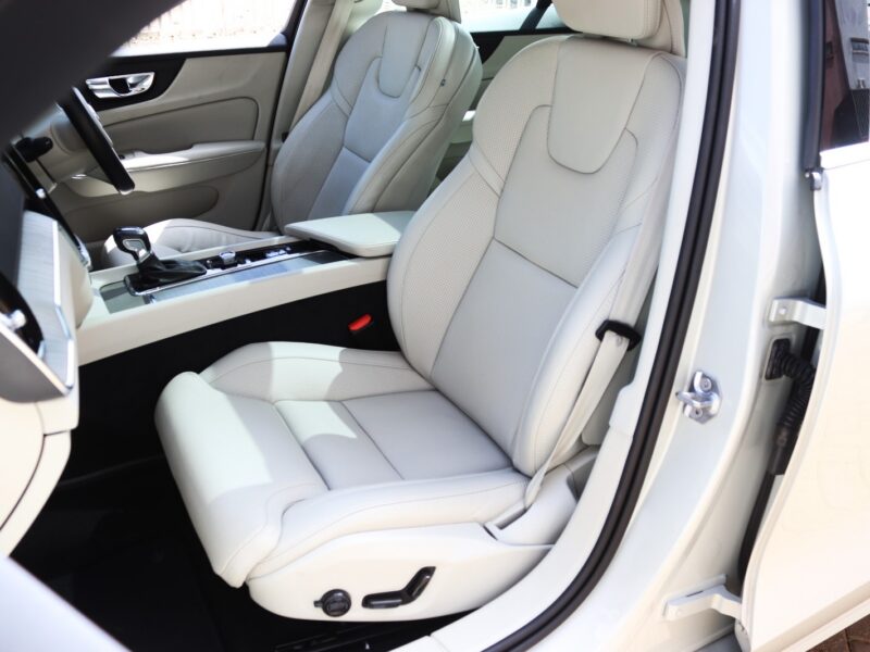 🚗 2020 VOLVO S60 T5 INSCRIPTION – ELEGANT BRONZE • 2000CC PETROL TURBO • EXECUTIVE LUXURY SEDAN