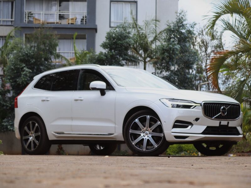 🚗 2019 VOLVO XC60 T5 INSCRIPTION – ELEGANT WHITE • 2000CC PETROL TURBO • BOWERS & WILKINS • AIR SUSPENSION