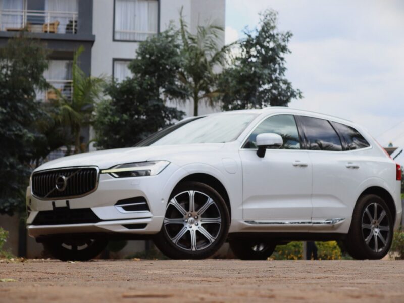 🚗 2019 VOLVO XC60 T5 INSCRIPTION – ELEGANT WHITE • 2000CC PETROL TURBO • BOWERS & WILKINS • AIR SUSPENSION