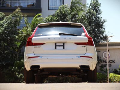 🚗 2019 VOLVO XC60 T5 INSCRIPTION – ELEGANT WHITE • 2000CC PETROL TURBO • BOWERS & WILKINS • AIR SUSPENSION
