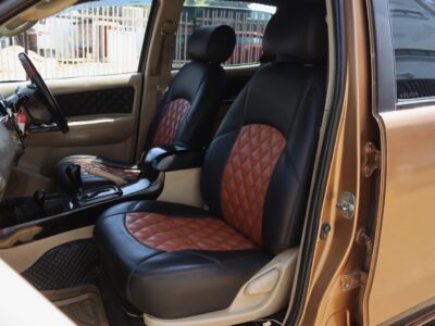 🚙 2010 TOYOTA HILUX – BROWN • 2800CC DIESEL • TOUGH • RELIABLE • WORKHORSE PICKUP