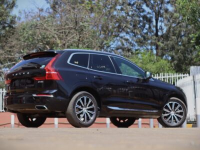 🚗 2020 VOLVO XC60 D4 INSCRIPTION – ELEGANT BLACK • 2000CC TURBO DIESEL • HARMAN KARDON • PANORAMIC SUNROOF