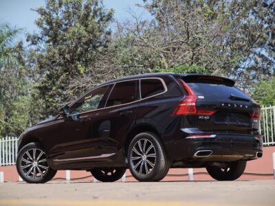 🚗 2020 VOLVO XC60 D4 INSCRIPTION – ELEGANT BLACK • 2000CC TURBO DIESEL • HARMAN KARDON • PANORAMIC SUNROOF