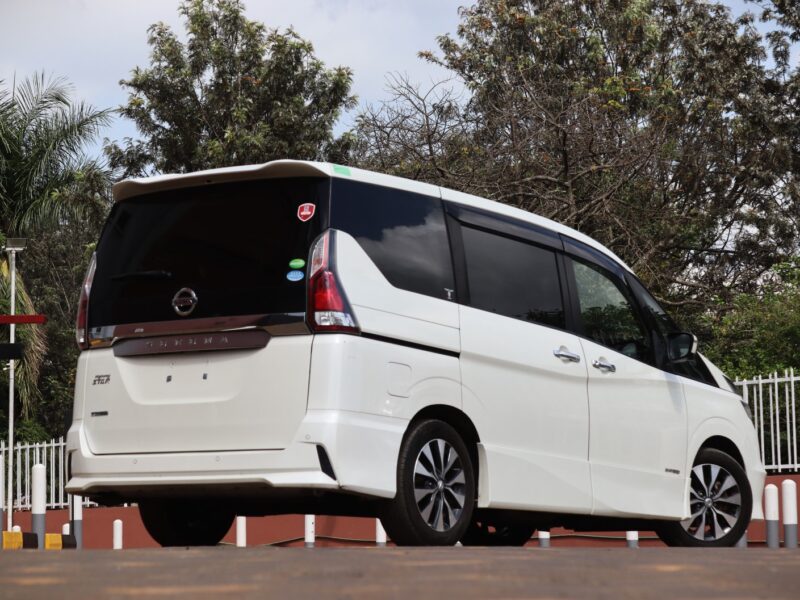 🚐 2019 NISSAN SERENA S-HYBRID HIGHWAY STAR – WHITE • 2000CC PETROL • AUTOMATIC • PREMIUM FAMILY MPV