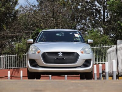 🚗 2019 SUZUKI SWIFT – SILVER • 1200CC PETROL • SPORTY • FUEL EFFICIENT HATCHBACK