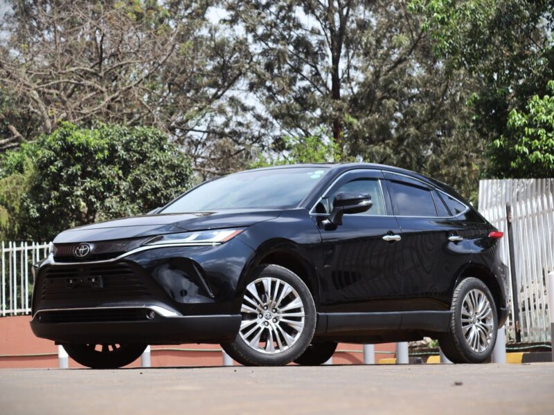 🚗 2022 TOYOTA HARRIER – 2000CC PETROL • PANORAMIC SUNROOF • PREMIUM LUXURY SUV