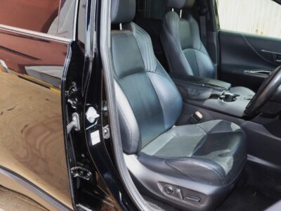 🚗 2022 TOYOTA HARRIER – 2000CC PETROL • PANORAMIC SUNROOF • PREMIUM LUXURY SUV