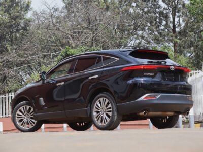 🚗 2022 TOYOTA HARRIER – 2000CC PETROL • PANORAMIC SUNROOF • PREMIUM LUXURY SUV