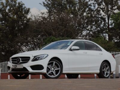 🚗 2018 MERCEDES-BENZ C200 – WHITE • 2000CC TURBO PETROL • PREMIUM EXECUTIVE SEDAN