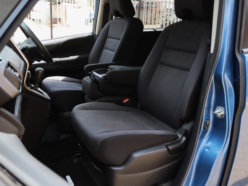 🚗 2019 NISSAN SERENA S-HYBRID – BLUE • 2000CC PETROL • 8-SEATER FAMILY MPV