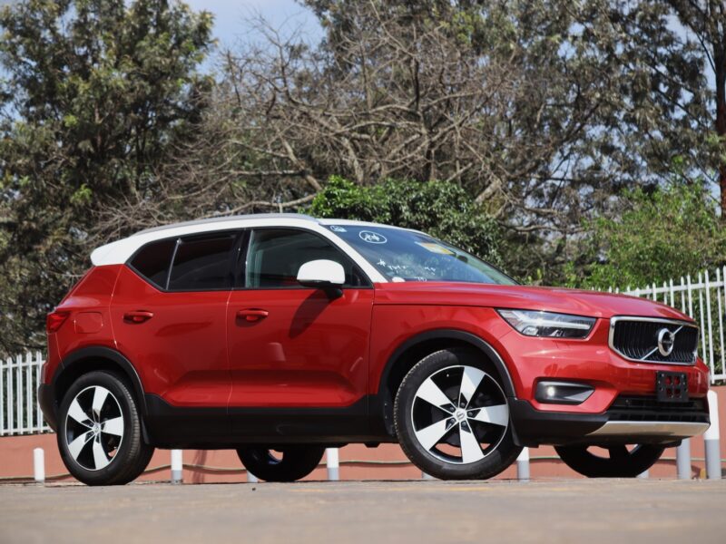 🚗 2020 VOLVO XC40 T4 INSCRIPTION – ELEGANT RED • 2000CC TURBO PETROL