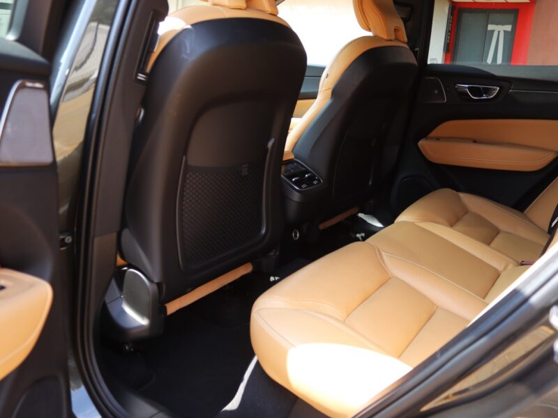🚗 2020 VOLVO XC60 D4 INSCRIPTION – 2000CC TURBO DIESEL • SUNROOF • MASSAGE SEATS