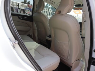 🚗 2020 VOLVO XC60 B5 INSCRIPTION – ELEGANT WHITE • 2000CC MILD HYBRID TURBO PETROL • LUXURY SUV