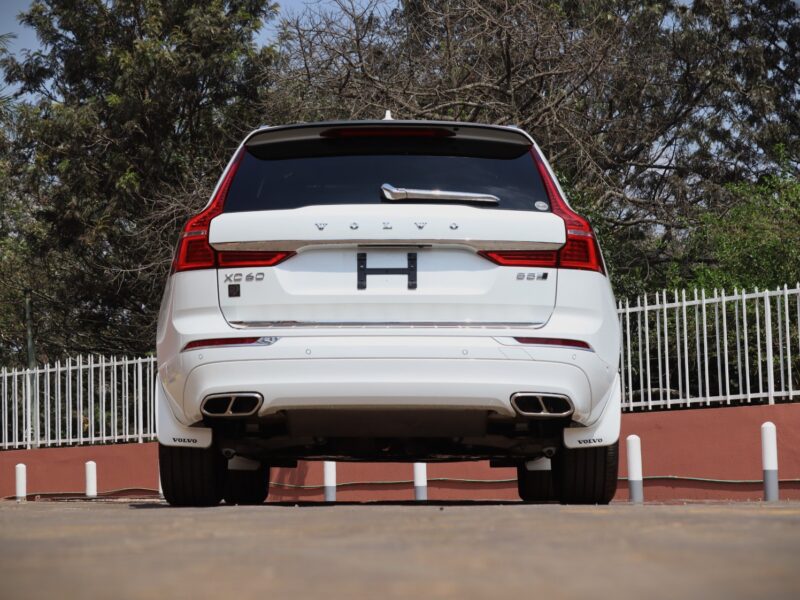 🚗 2020 VOLVO XC60 B5 INSCRIPTION – ELEGANT WHITE • 2000CC MILD HYBRID TURBO PETROL • LUXURY SUV