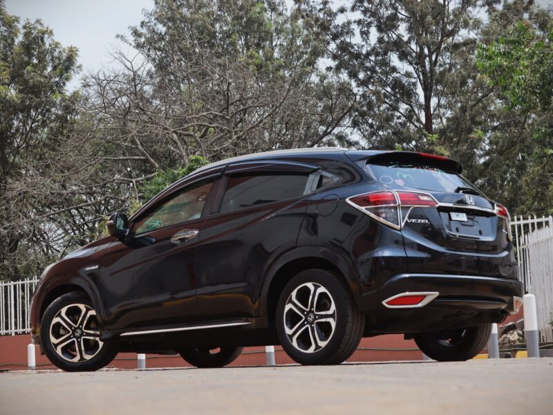 🚗 2019 HONDA VEZEL HYBRID – 1500CC PETROL HYBRID • COMPACT SUV • FUEL EFFICIENT