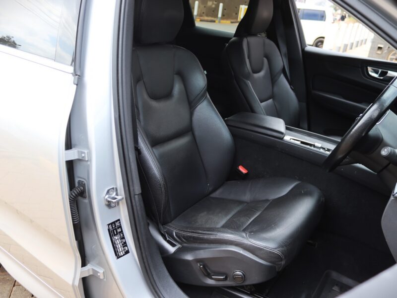🚗 2020 VOLVO XC60 B5 – 2000CC TURBO PETROL • PREMIUM MILD HYBRID SUV