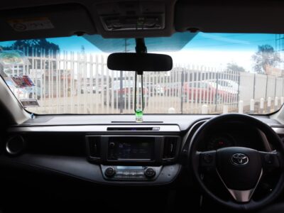 🚗 2014 TOYOTA RAV4 – SILVER • 2500CC PETROL • PREMIUM FAMILY SUV