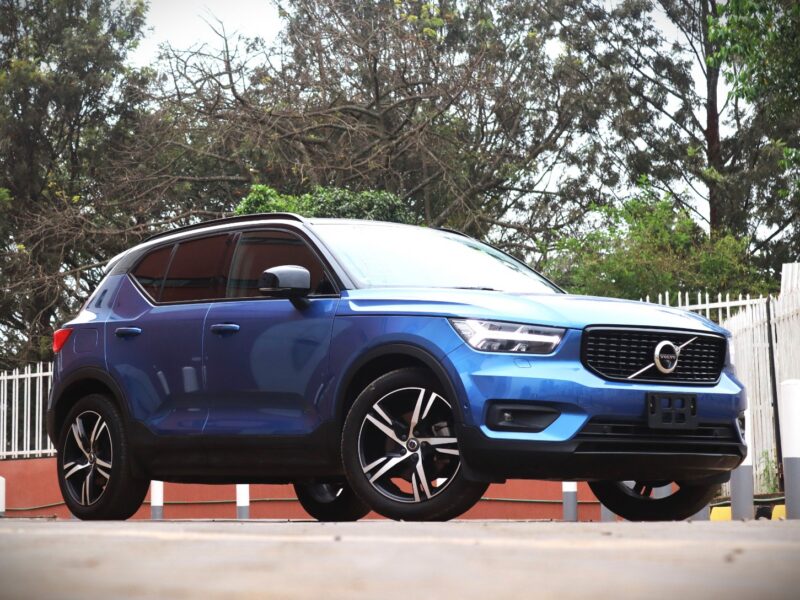 🚗 2020 VOLVO XC40 R-DESIGN – ELEGANT BLUE • 2000CC TURBO PETROL • SPORTY PREMIUM SUV