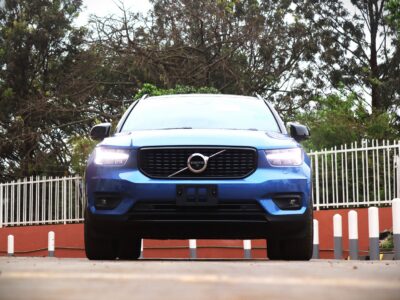 🚗 2020 VOLVO XC40 R-DESIGN – ELEGANT BLUE • 2000CC TURBO PETROL • SPORTY PREMIUM SUV