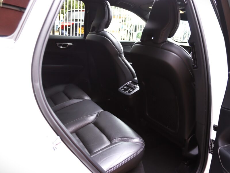 🚙 2020 VOLVO XC60 INSCRIPTION – WHITE • 2000CC DIESEL TURBO • MASSAGE SEATS • SUNROOF