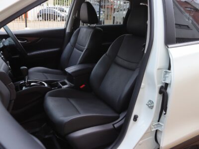 🚙 2019 NISSAN X-TRAIL – WHITE • 2000CC PETROL • PREMIUM FAMILY SUV